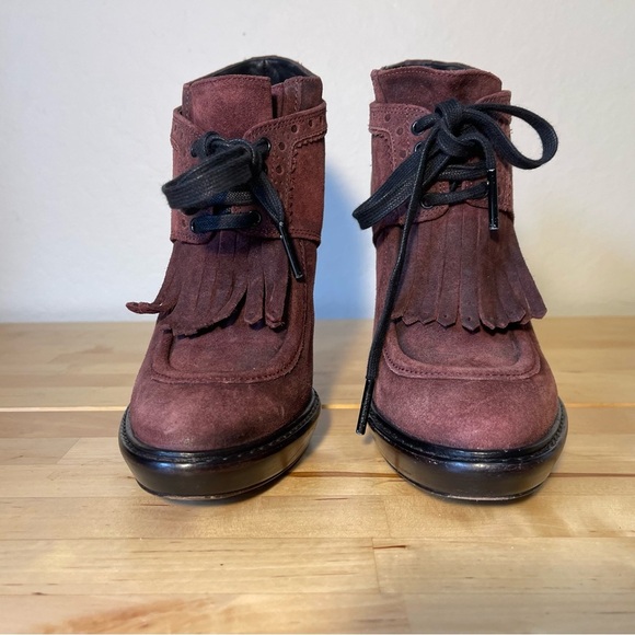 Burberry Prorsum suede embossed kiltie Ankle boots Size EU 39 - Picture 3 of 15